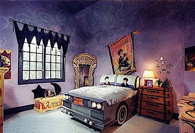 Harry Potter Bedroom With Ford Anglia Car