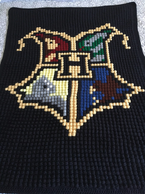 Crochet Hogwarts House Crest Blanket