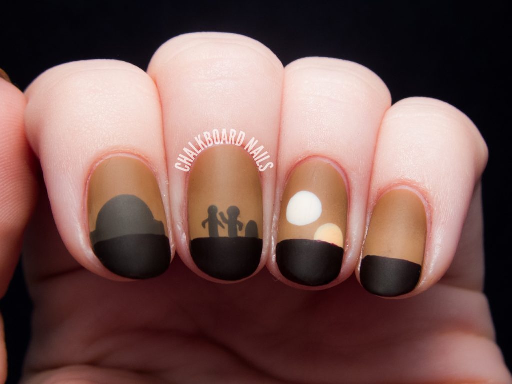 Sunset in Tatooine Star Wars nail designs